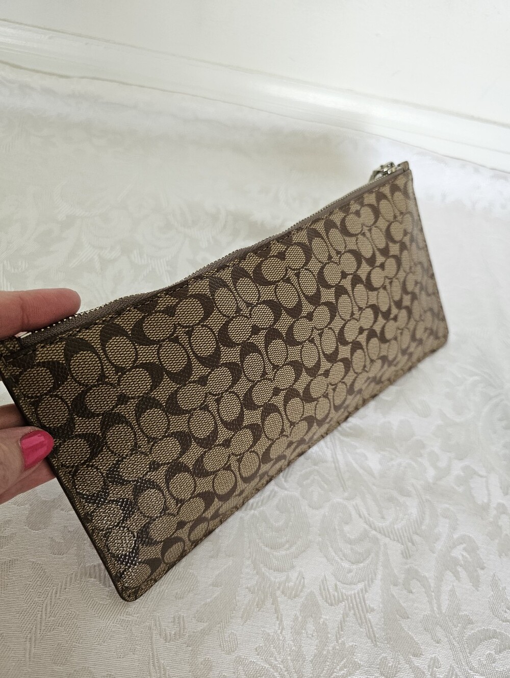 Coach Signature Brown and Tan Zip Pouch/Coated Canvas - Unused, Clean - Picture 4 of 7